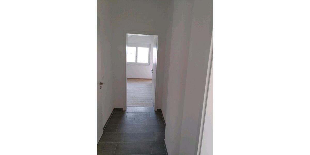 Dachgeschoßwohnung Kempten (Allgäu) Auf der Halde - 2 Zimmer, 75 m&sup2;, 1.050&euro; | Angebot:26323436