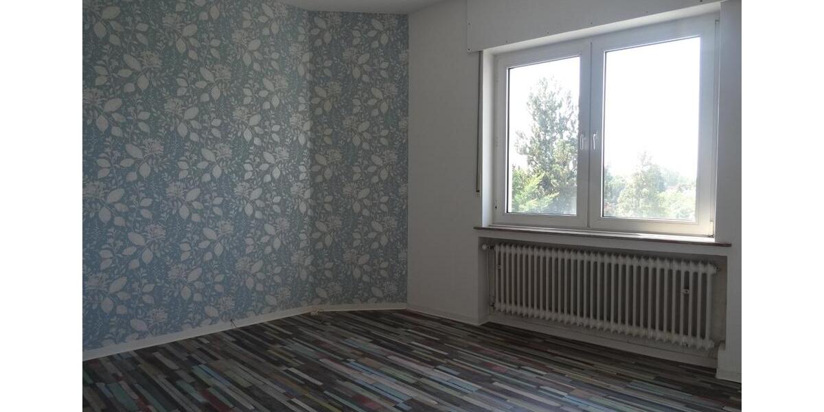 3,5-Zimmer-Wohnung mit Tageslichtbad und Süd-Balkon 3 zimmer
