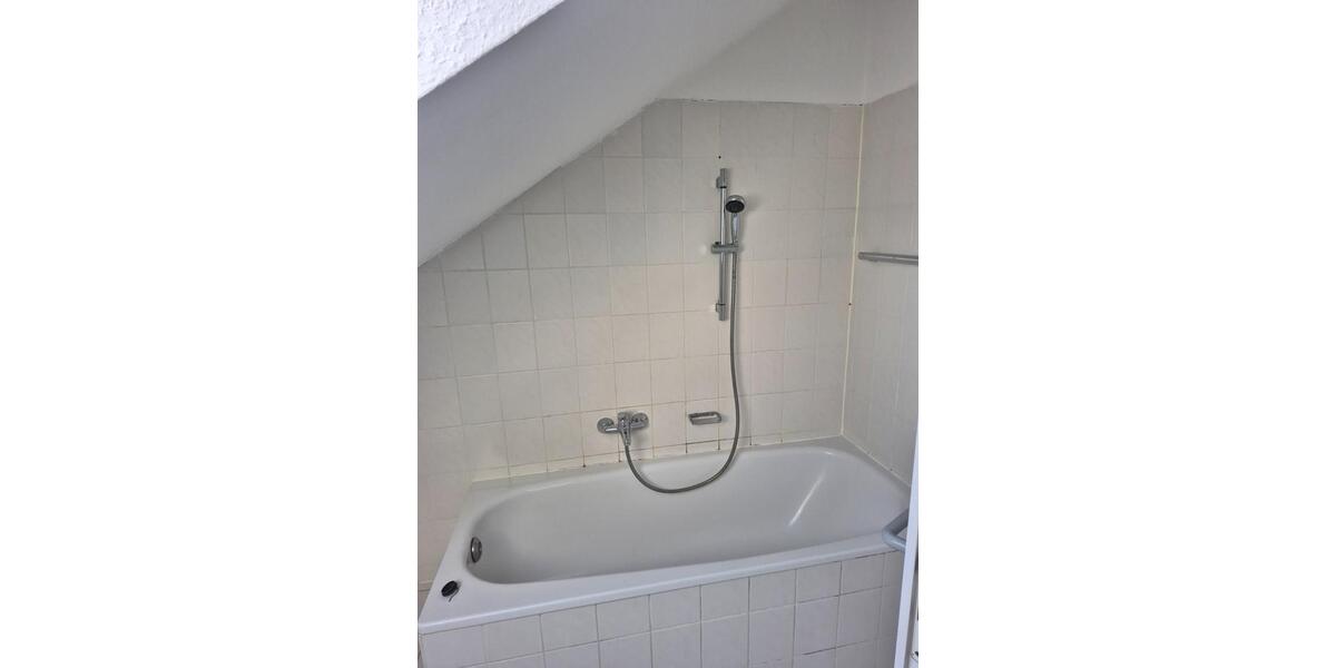 Dachgeschoßwohnung Nesse-Apfelstädt Apfelstädt - 2 Zimmer, 62 m&sup2;, 317&euro; | Angebot:26198433