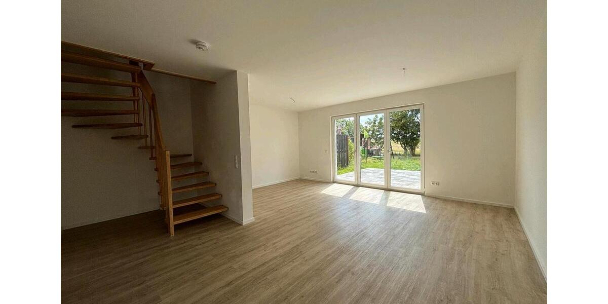 Doppelhaushälfte Laage - 5 Zimmer, 145 m&sup2;, 1.350&euro; | Angebot:25047904