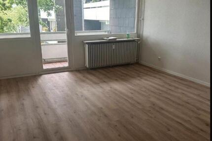 Wohnung Solingen Central - 3 Zimmer, 71 m&sup2;, 800&euro; | Angebot:26706029