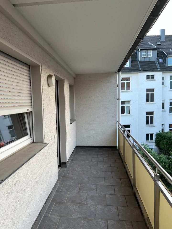 Attraktives 2-Zimmer-Apartment mit Balkon und Keller zimmer