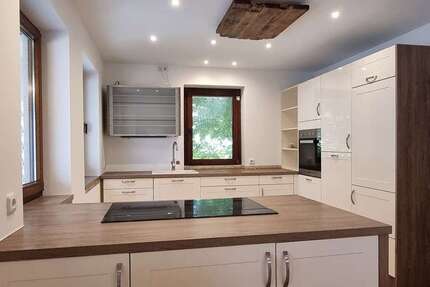 Haus Erbes-Büdesheim Büdesheim - 7 Zimmer, 188 m&sup2;, 1.500&euro; | Angebot:27001843