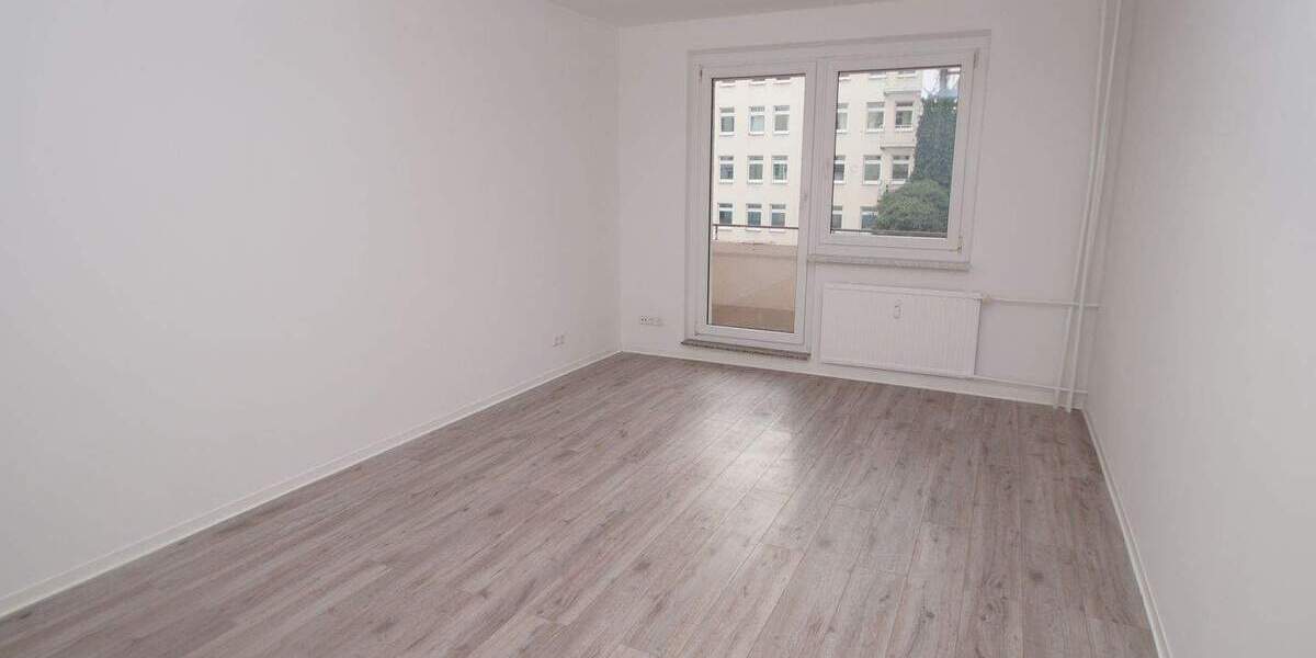 Etagenwohnung Magdeburg Altstadt - 4 Zimmer, 83 m&sup2;, 623&euro; | Angebot:25799030