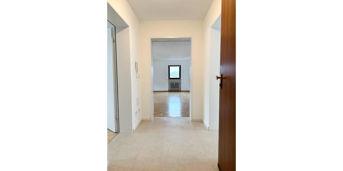 Dachgeschoßwohnung Kumhausen - 3.5 Zimmer, 99 m&sup2;, 1.250&euro; | Angebot:25936221