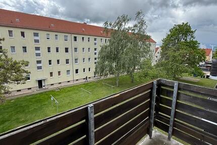 Wohnung Leuna - 3 Zimmer, 59 m&sup2;, 320&euro; | Angebot:26561314