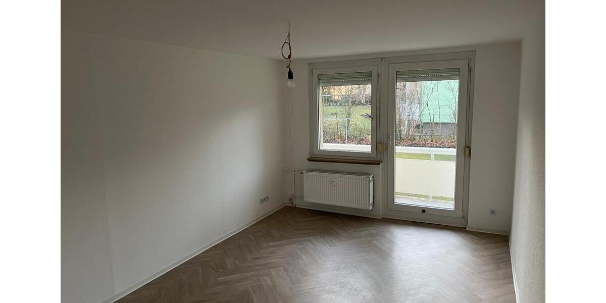 Erdgeschoßwohnung Weißenfels - 3 Zimmer, 61 m&sup2;, 390&euro; | Angebot:26311537