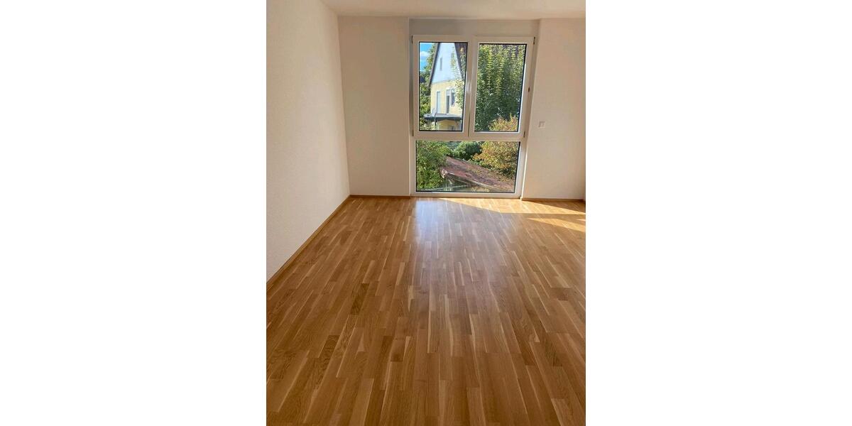 Wohnen auf Zeit Herrenberg - 3 Zimmer, 75 m&sup2;, 690&euro; | Angebot:26543665