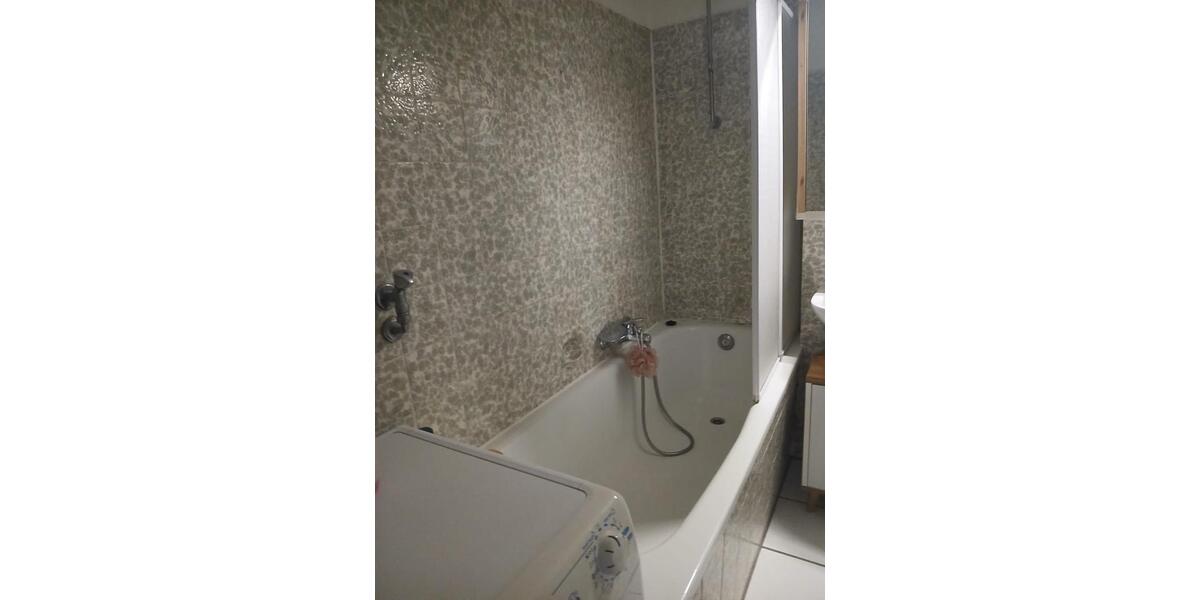 Etagenwohnung Elmshorn - 2 Zimmer, 60 m&sup2;, 720&euro; | Angebot:25944642