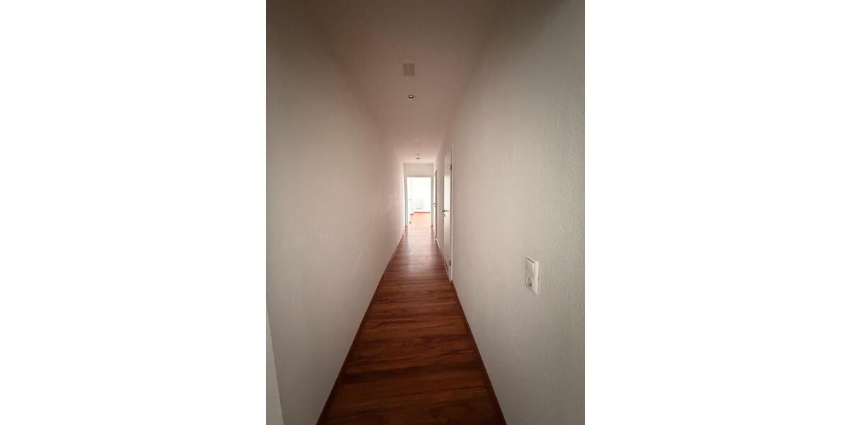 Etagenwohnung Magdeburg Leipziger Straße - 3 Zimmer, 97 m&sup2;, 600&euro; | Angebot:25960419