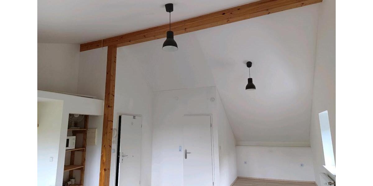 Dachgeschoßwohnung Hundsangen - 1 Zimmer, 40 m&sup2;, 490&euro; | Angebot:26629760