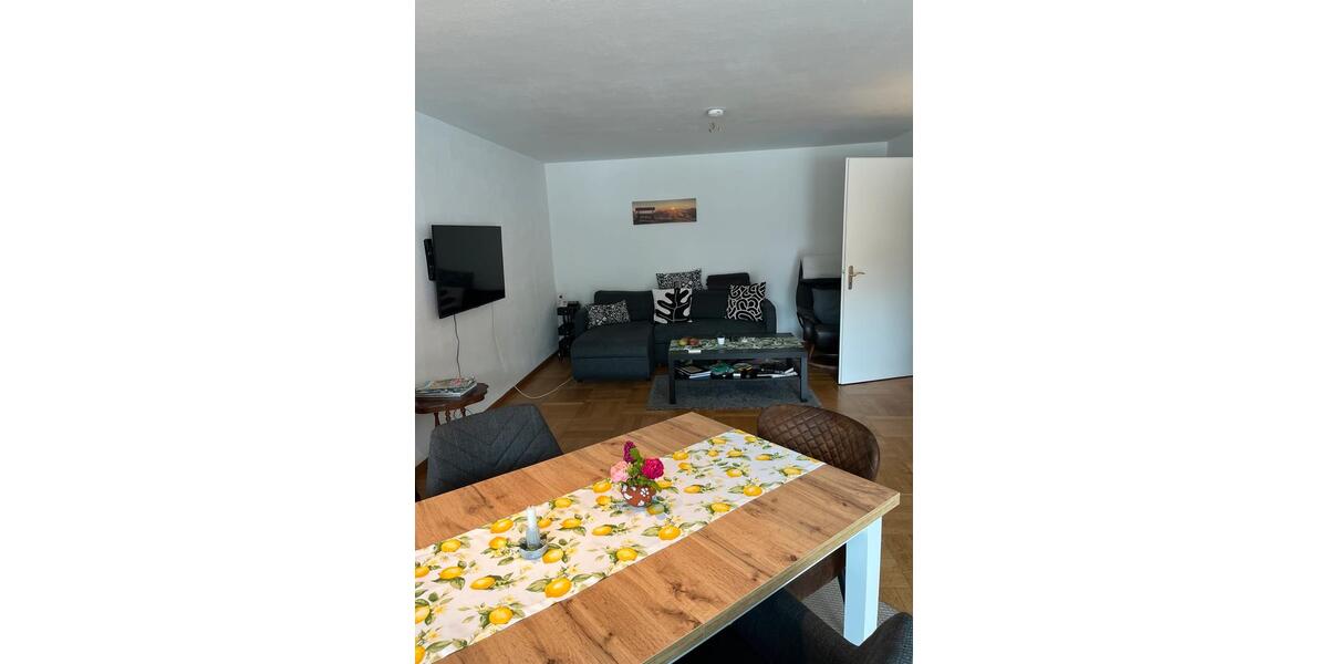 Hochparterre Neidlingen - 4 Zimmer, 1.100&euro; | Angebot:22168624