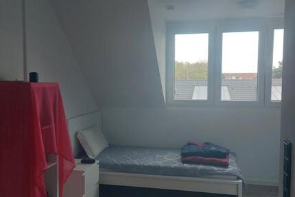 Wohnung Mannheim Herzogenried - 1 Zimmer, 16 m&sup2;, 700&euro; | Angebot:26262621