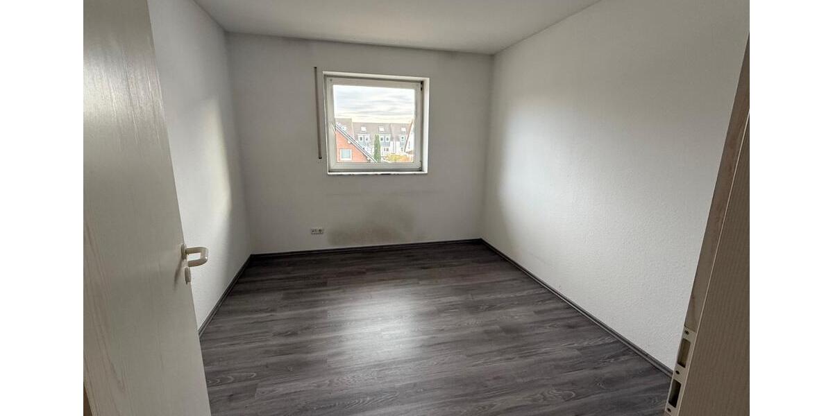Dachgeschoßwohnung Unna Hemmerde - 2 Zimmer, 80 m&sup2;, 640&euro; | Angebot:24752670