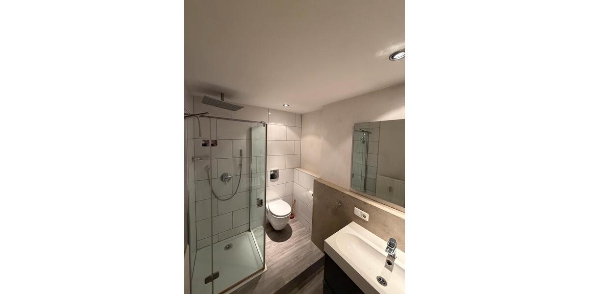Dachgeschoßwohnung Schweinfurt Haardt - 3.5 Zimmer, 89 m&sup2;, 1.100&euro; | Angebot:26110048