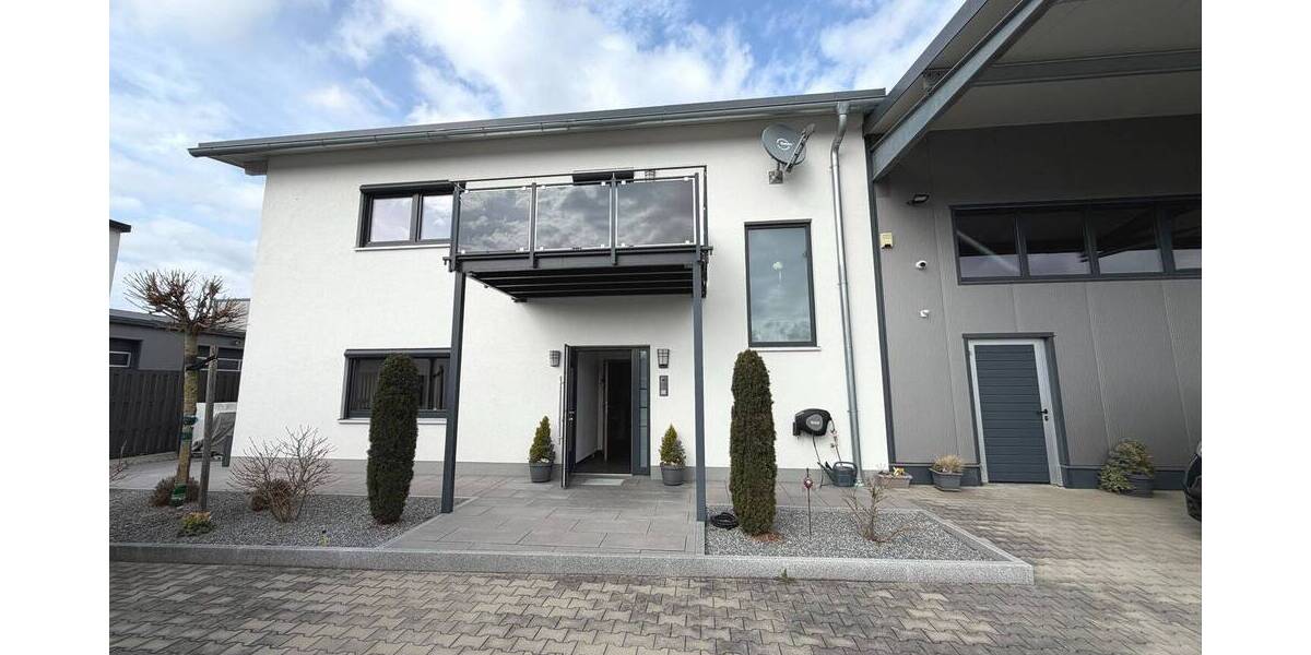 Gewerbeobjekt Langenpreising - 3 Zimmer, 105 m&sup2;, 850&euro; | Angebot:25985106