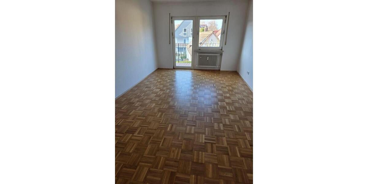 Etagenwohnung Karben - 3 Zimmer, 120 m&sup2;, 1.300&euro; | Angebot:24793314