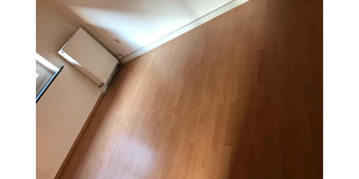 Einfamilienhaus Ensdorf - 3 Zimmer, 95 m&sup2;, 800&euro; | Angebot:25895288
