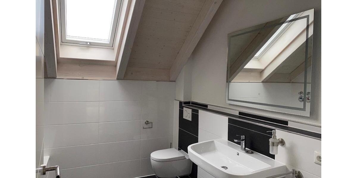 2-Zimmer Wohnung, Dachgeschosswohnung, Wohnung, Mietwohnung 2 zimmer