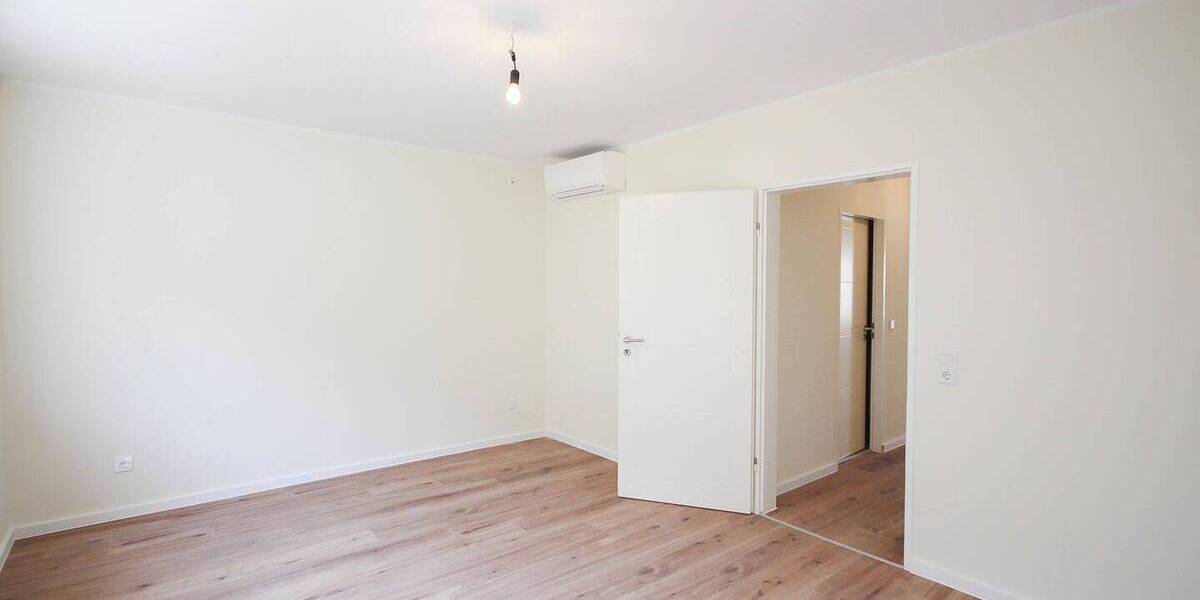 Reihenmittelhaus Meerbusch Strümp - 3 Zimmer, 125 m&sup2;, 1.750&euro; | Angebot:23957242