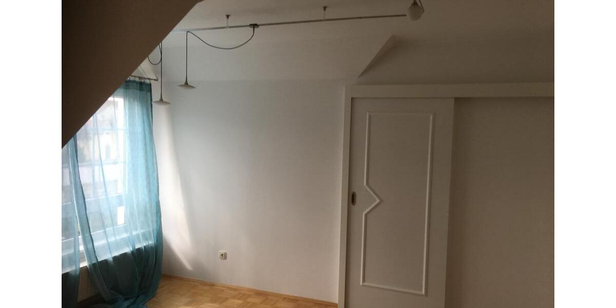 Mietwohnung 2Zimmer DG Regensburg Harting 2 zimmer