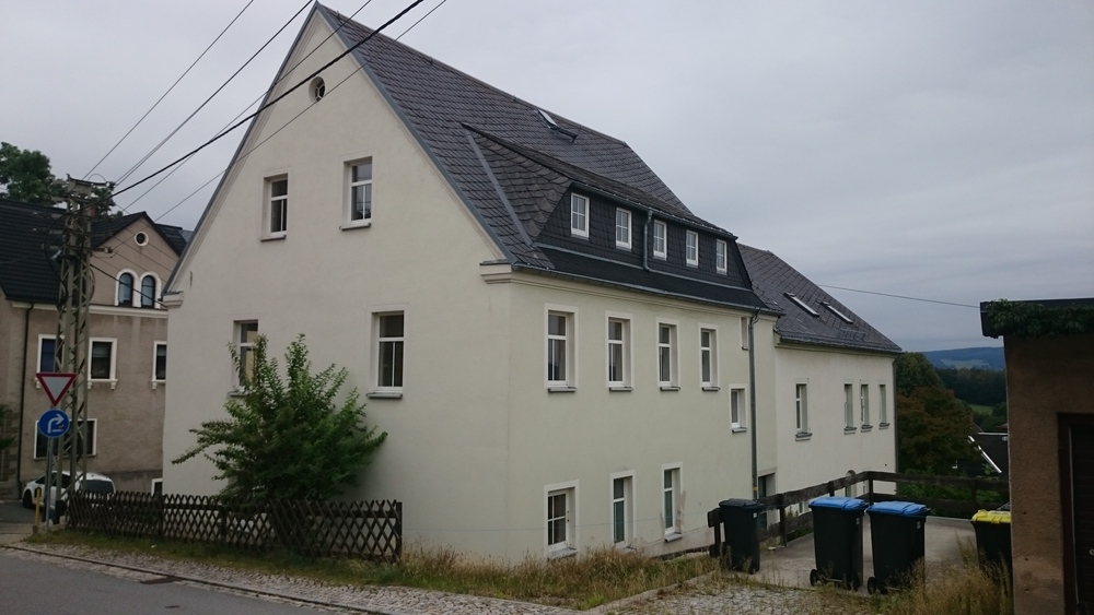 Zwei-Zimmer-Wohnung in ruhiger Lage mit Gartennutzung - Erdgeschoßwohnung Lauter-Bernsbach Bernsbach | Angebot:14517893