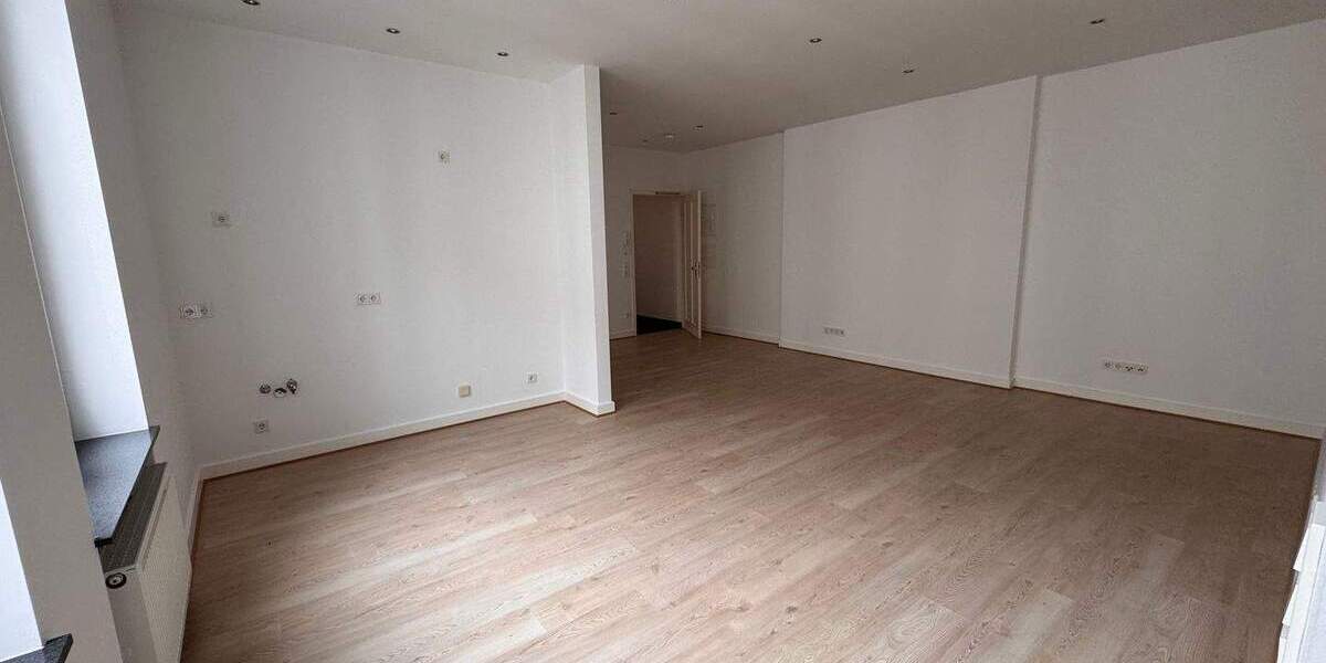 Etagenwohnung Wiesbaden Westend / Bleichstraße - 2 Zimmer, 79 m&sup2;, 1.175&euro; | Angebot:25737579