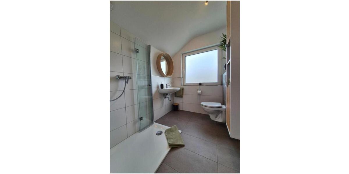 Dachgeschoßwohnung Bad Emstal - 1 Zimmer, 67 m&sup2;, 600&euro; | Angebot:26335140