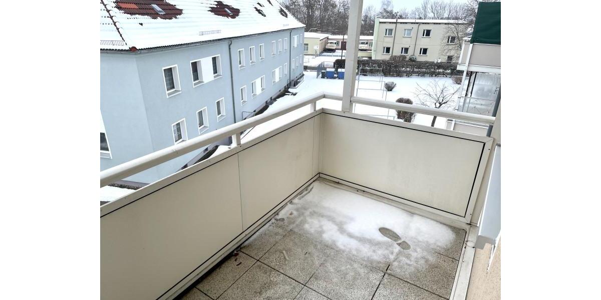 Etagenwohnung Bad Dürrenberg - 3 Zimmer, 66 m&sup2;, 415&euro; | Angebot:24864785