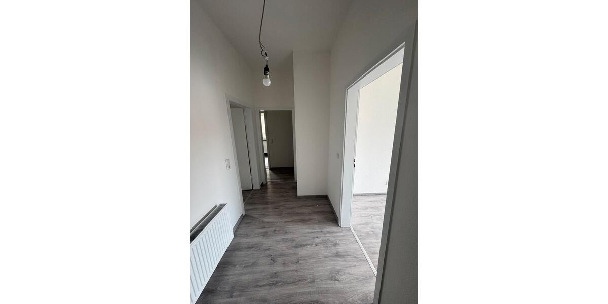 Erdgeschoßwohnung Löhne - 3 Zimmer, 85 m&sup2;, 900&euro; | Angebot:26337681