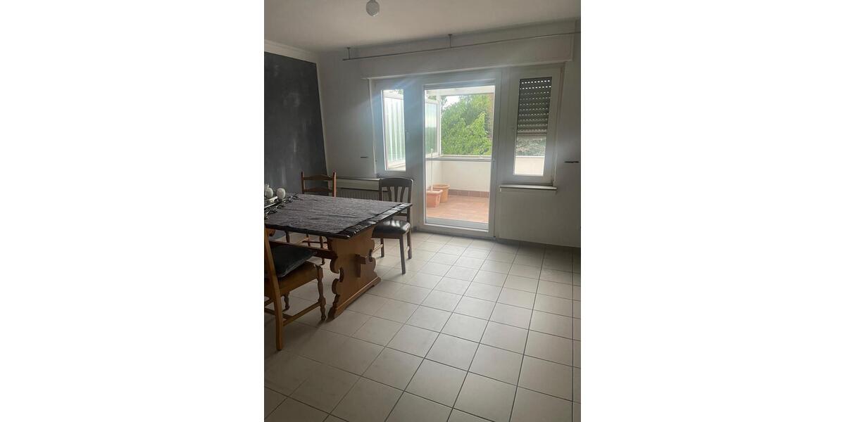 Etagenwohnung Leverkusen Schlebusch - 4 Zimmer, 90 m&sup2;, 1.400&euro; | Angebot:24508747