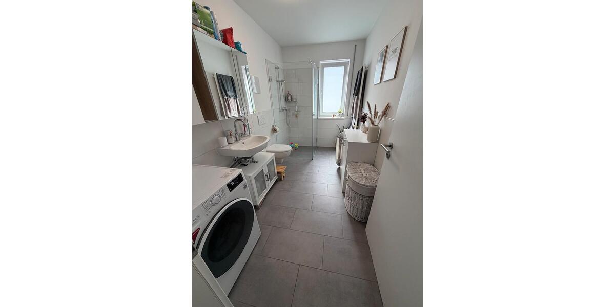 Etagenwohnung Pfarrkirchen - 3 Zimmer, 90 m&sup2;, 1.000&euro; | Angebot:26047330