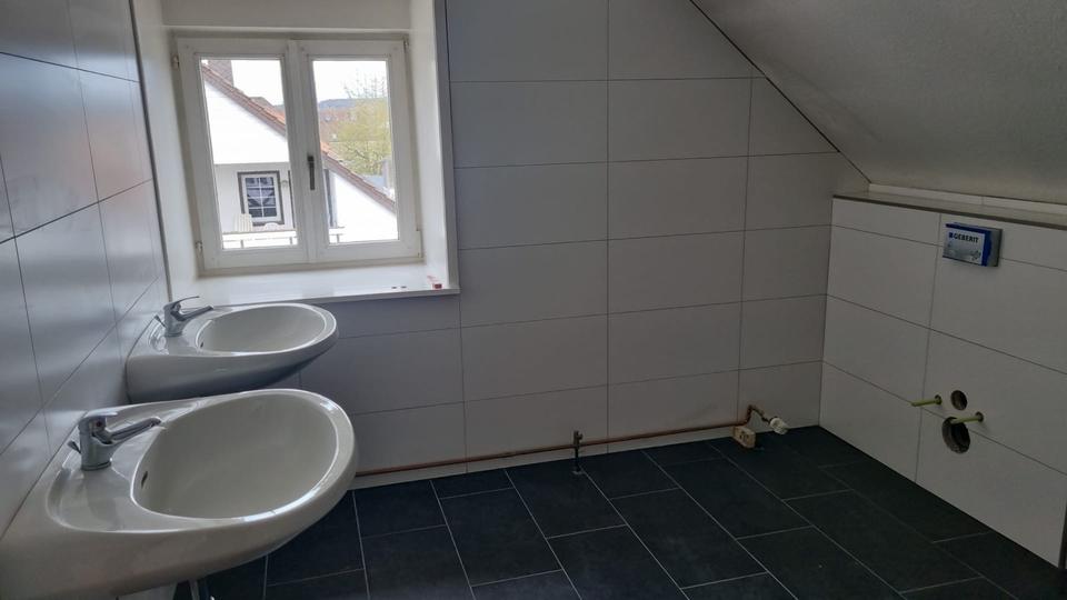 Etagenwohnung Beverungen - 3 Zimmer, 100 m&sup2;, 490&euro; | Angebot:24744827