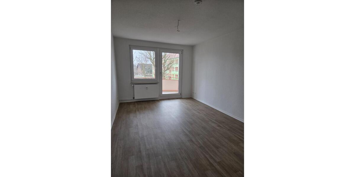 Etagenwohnung Seehausen (Altmark) - 3 Zimmer, 60 m&sup2;, 365&euro; | Angebot:24877972