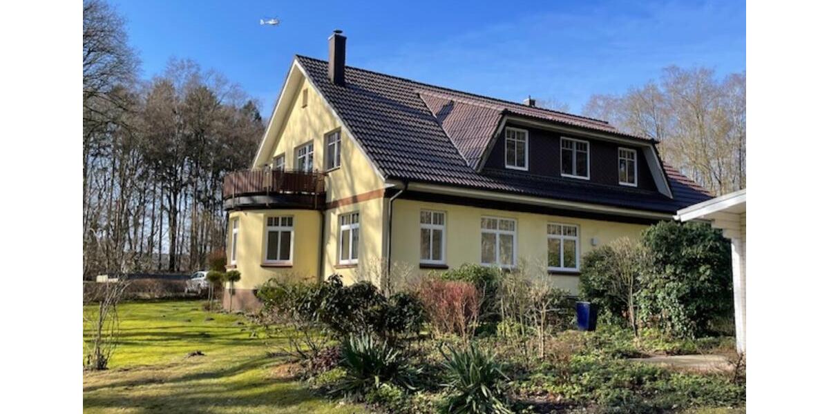 Erdgeschoßwohnung Bad Bramstedt - 3 Zimmer, 134 m&sup2;, 1.300&euro; | Angebot:25763295