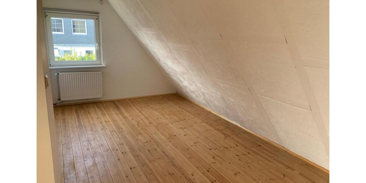 Erdgeschoßwohnung Geesthacht - 3 Zimmer, 85 m&sup2;, 935&euro; | Angebot:24864689