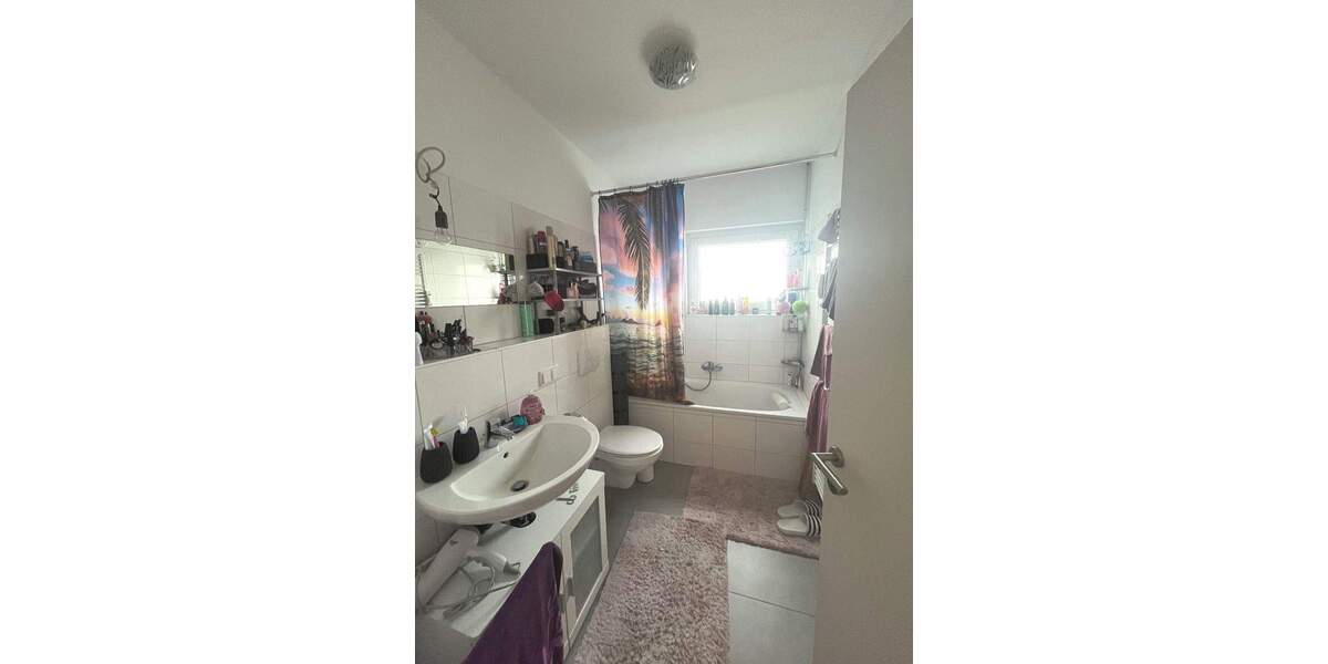 Etagenwohnung Bergisch Gladbach Refrath - 2 Zimmer, 68 m&sup2;, 745&euro; | Angebot:25248946