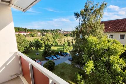 Wohnung Osterfeld - 3 Zimmer, 58 m&sup2;, 348&euro; | Angebot:10859495