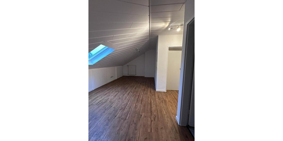 Dachgeschoßwohnung Bollendorf - 2 Zimmer, 97 m&sup2;, 680&euro; | Angebot:25900675