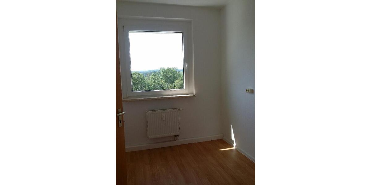 Etagenwohnung Kirchberg - 3 Zimmer, 70 m&sup2;, 417&euro; | Angebot:26060667