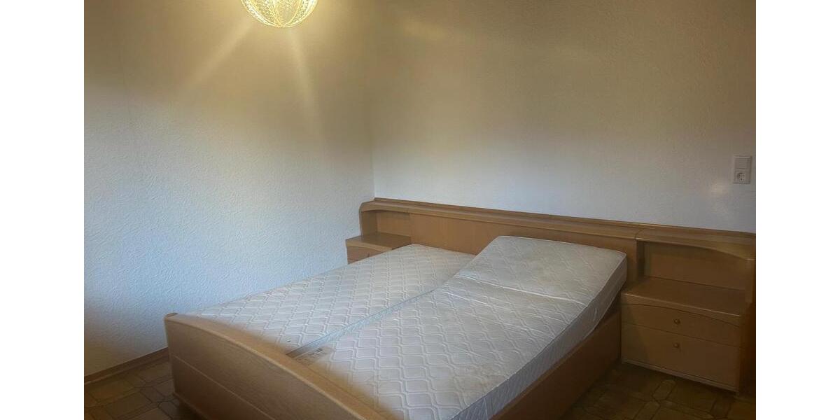 Erdgeschoßwohnung Bessenbach - 2 Zimmer, 135 m&sup2;, 1.100&euro; | Angebot:25722555