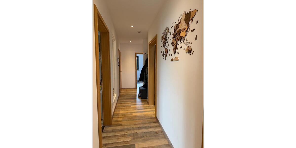 Dachgeschoßwohnung Neunkirchen-Seelscheid Seelscheid - 2 Zimmer, 80 m&sup2;, 900&euro; | Angebot:25330941