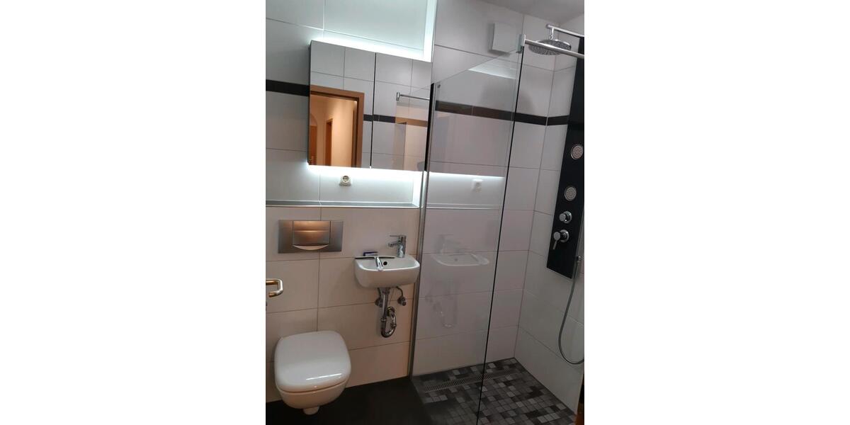 Etagenwohnung Hof Christiansreuth - 4 Zimmer, 95 m&sup2;, 980&euro; | Angebot:24827228