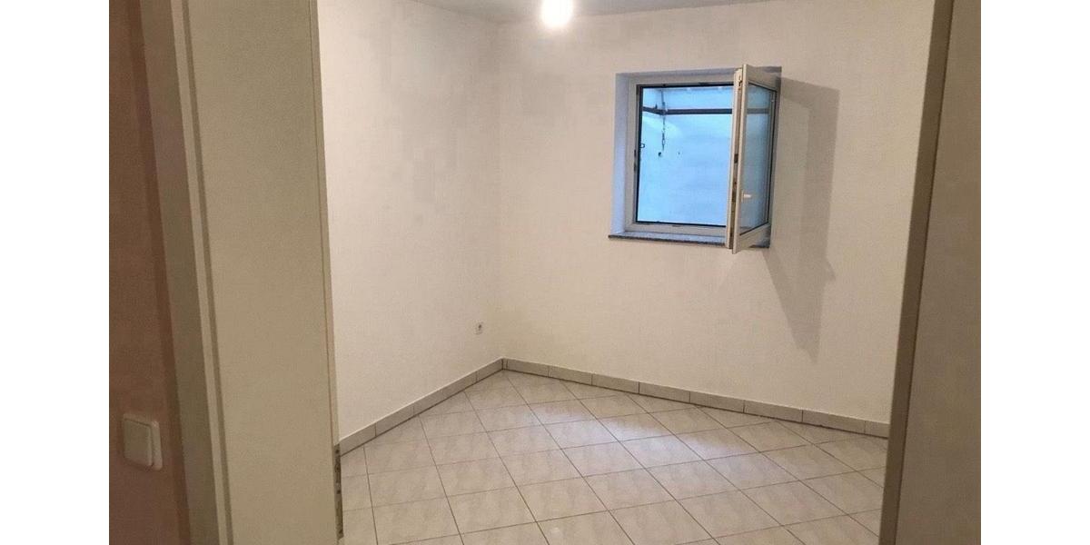 Etagenwohnung Viernheim - 2 Zimmer, 70 m&sup2;, 700&euro; | Angebot:26015736