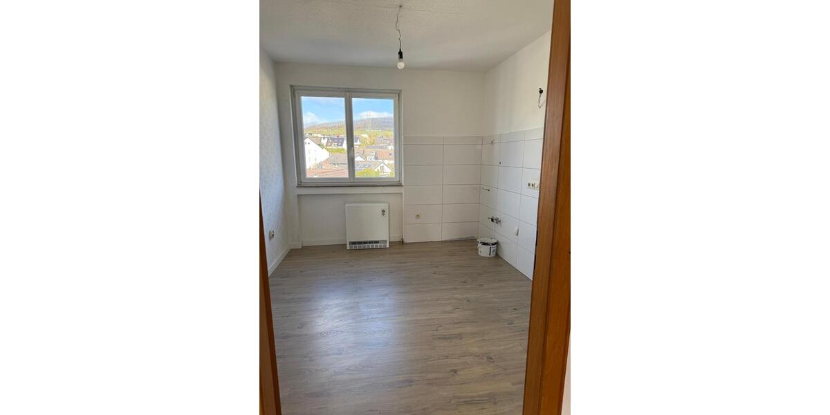 Etagenwohnung Iserlohn - 3.5 Zimmer, 95 m&sup2;, 800&euro; | Angebot:26626196