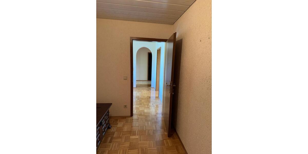 Etagenwohnung Memmingen - 3.5 Zimmer, 95 m&sup2;, 1.150&euro; | Angebot:26690709