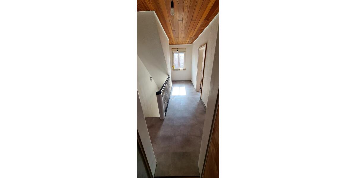 Etagenwohnung Wertheim - 3 Zimmer, 80 m&sup2;, 590&euro; | Angebot:26516803