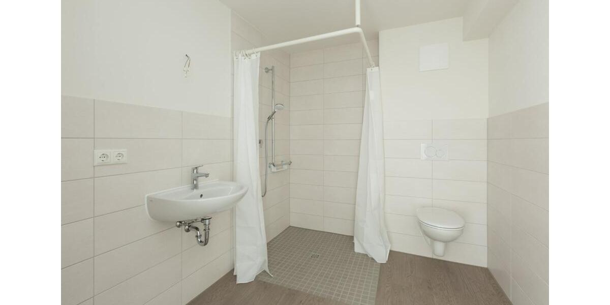 Etagenwohnung Waren (Müritz) - 1 Zimmer, 41 m&sup2;, 826&euro; | Angebot:24710477