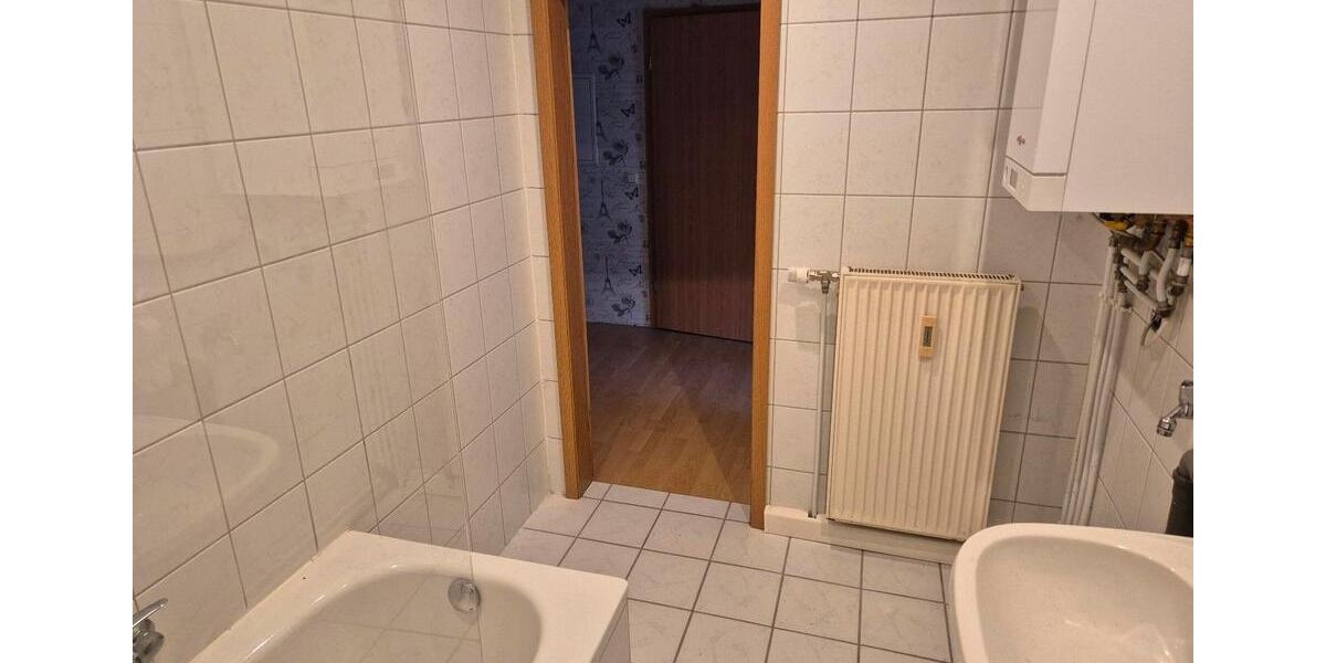 Dachgeschoßwohnung Siegen Eiserfeld - 2 Zimmer, 80 m&sup2;, 690&euro; | Angebot:25811926