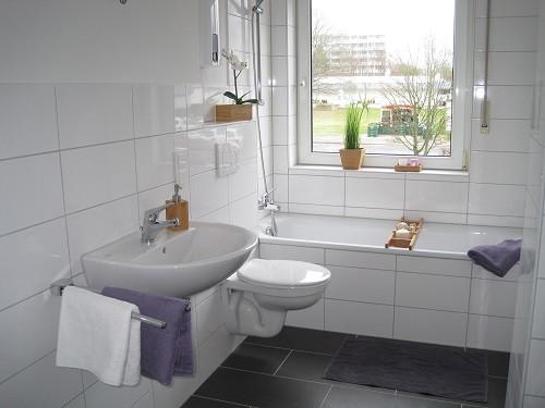 Etagenwohnung Bonn Bad Godesberg - 3 Zimmer, 82 m&sup2;, 1.097&euro; | Angebot:26275205